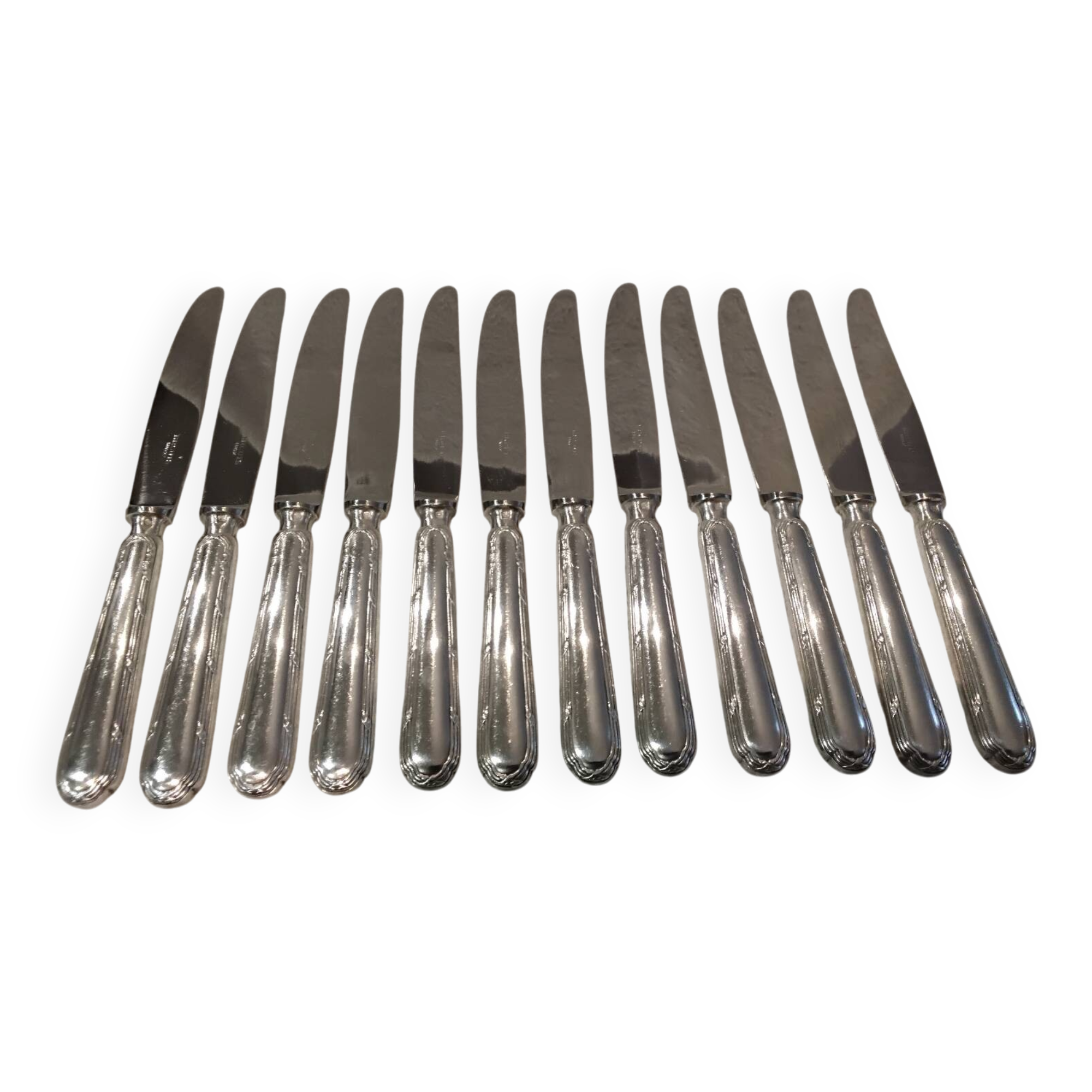 12 silver plated dessert knives, goldsmith Ercuis Louis XVI Trianon