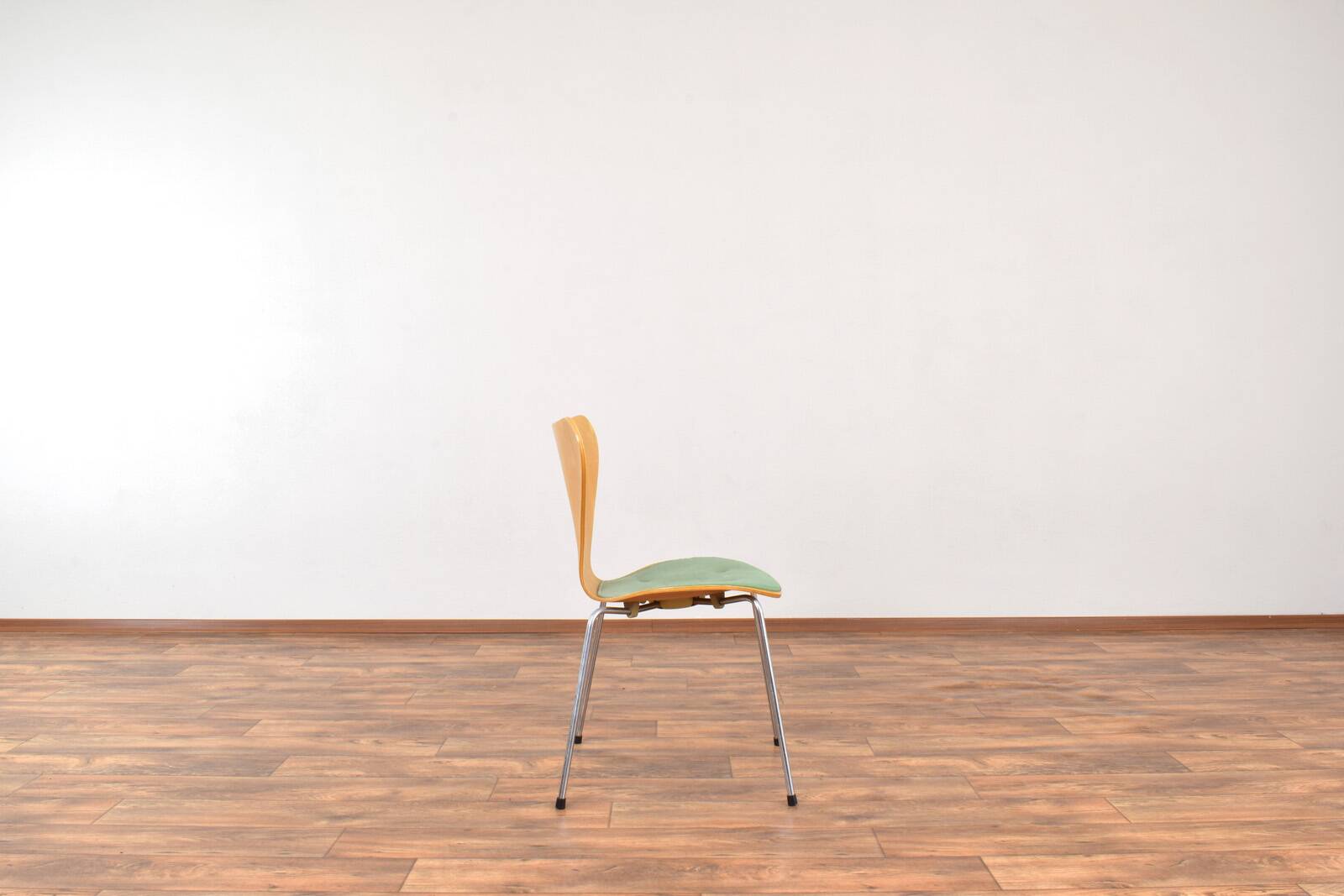 Mid-Century Model 3107 Chairs by Arne Jacobsen for Fritz Hansen, 1987, Set