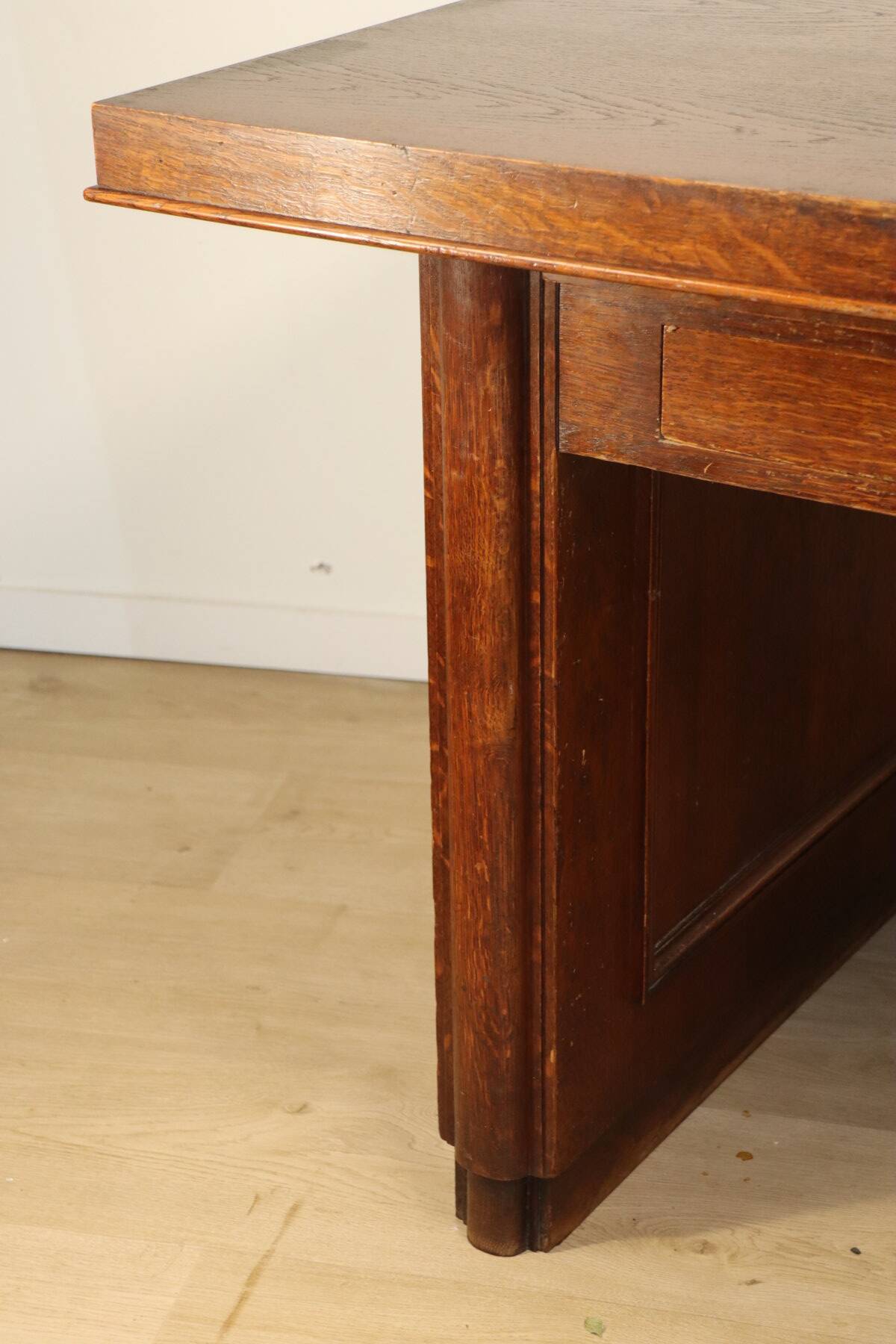 Bureau Moderniste en chêne époque Art Déco, 1940