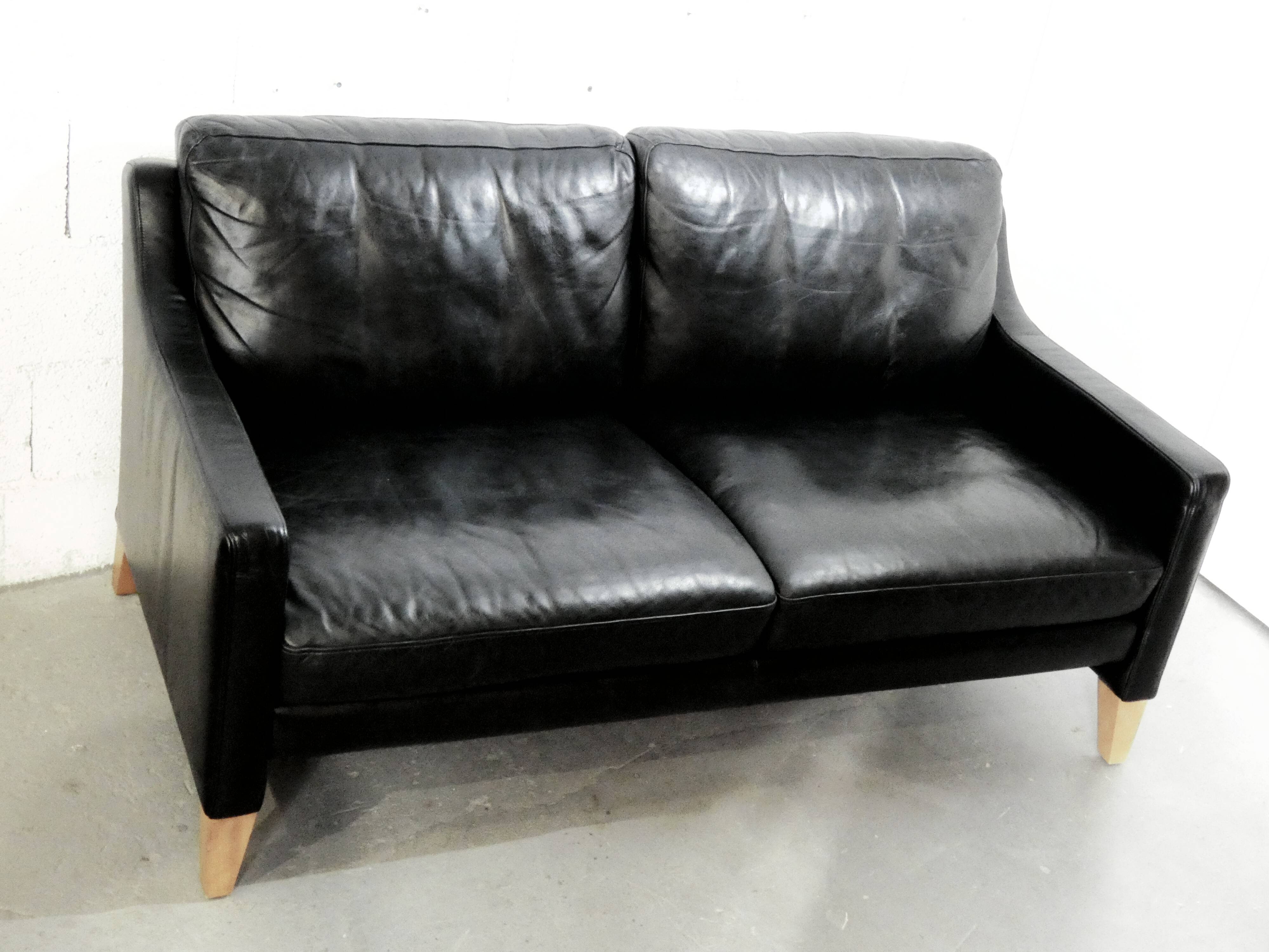 2-seater Scandinavian leather sofa 1970s