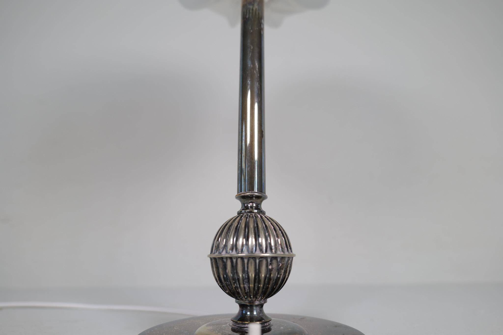 Art Deco table lamp in silver plate, 1930s Sweden