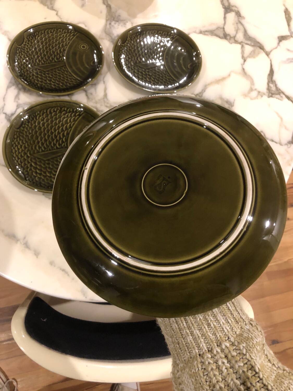 Set of 5 vintage green fish plates