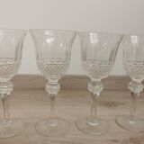 Verres à pied anciens taillés style St Louis 30 pièces