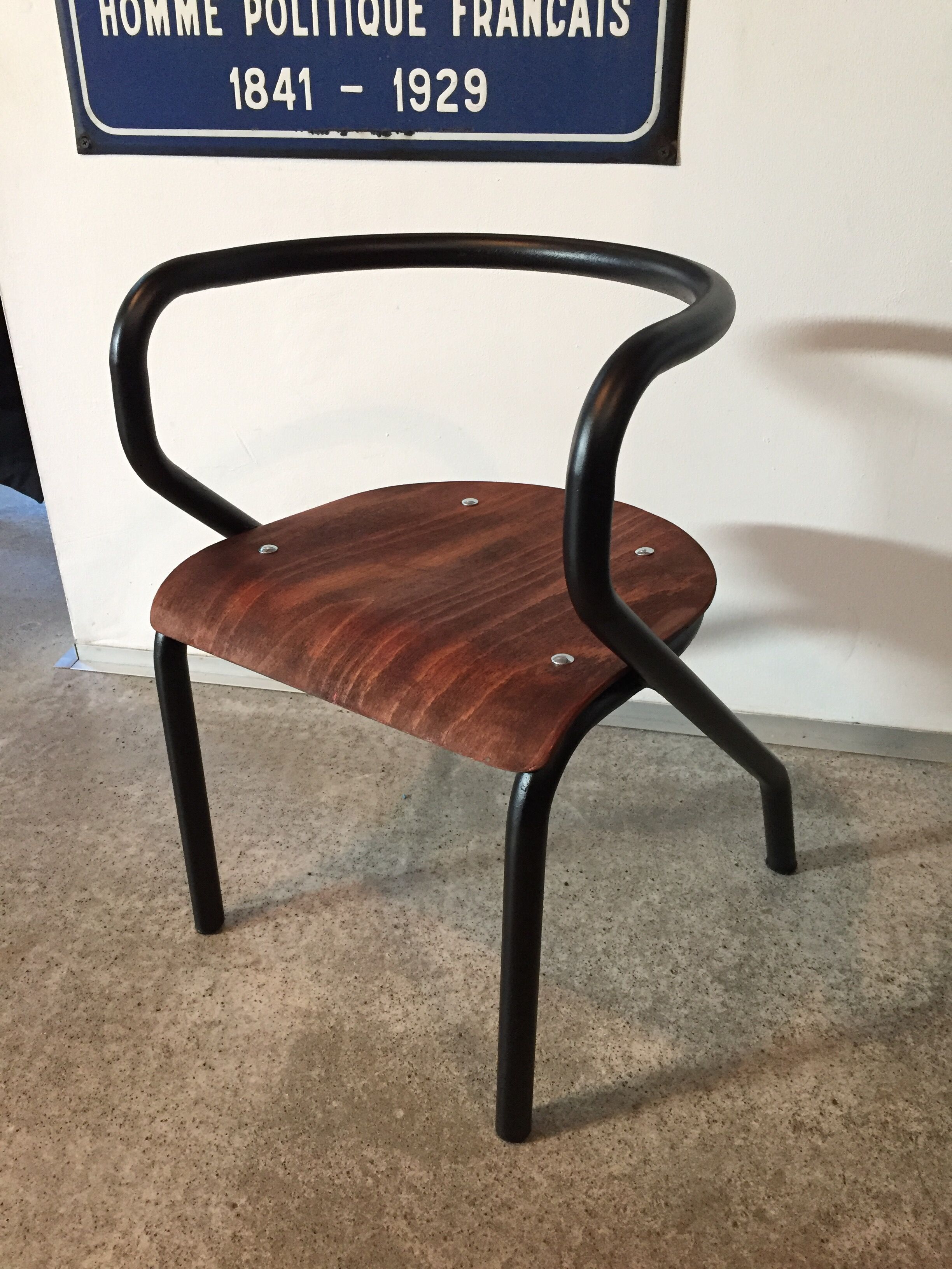 Mullca 300 chair