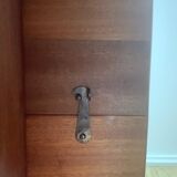 Extendable dining table