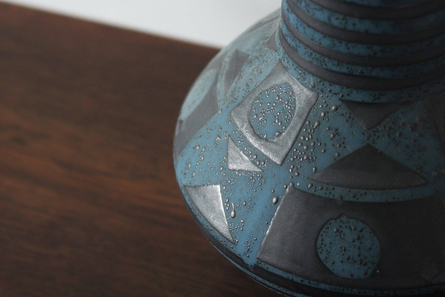 Mid-century ceramic vase decor Ankara design Helmut Scholtis from Carstens Tonnieshof
