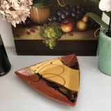 Ceramic pocket emptying dish