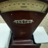 Testut old grocery store balance