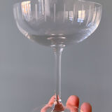 Series of 6 champagne glasses in engraved glass