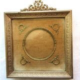 Empire square frame, in gilded bronze, Louis XVI knots, photo medallion