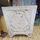 Big Concrete Planter early XX th, with Art Nouveau motif