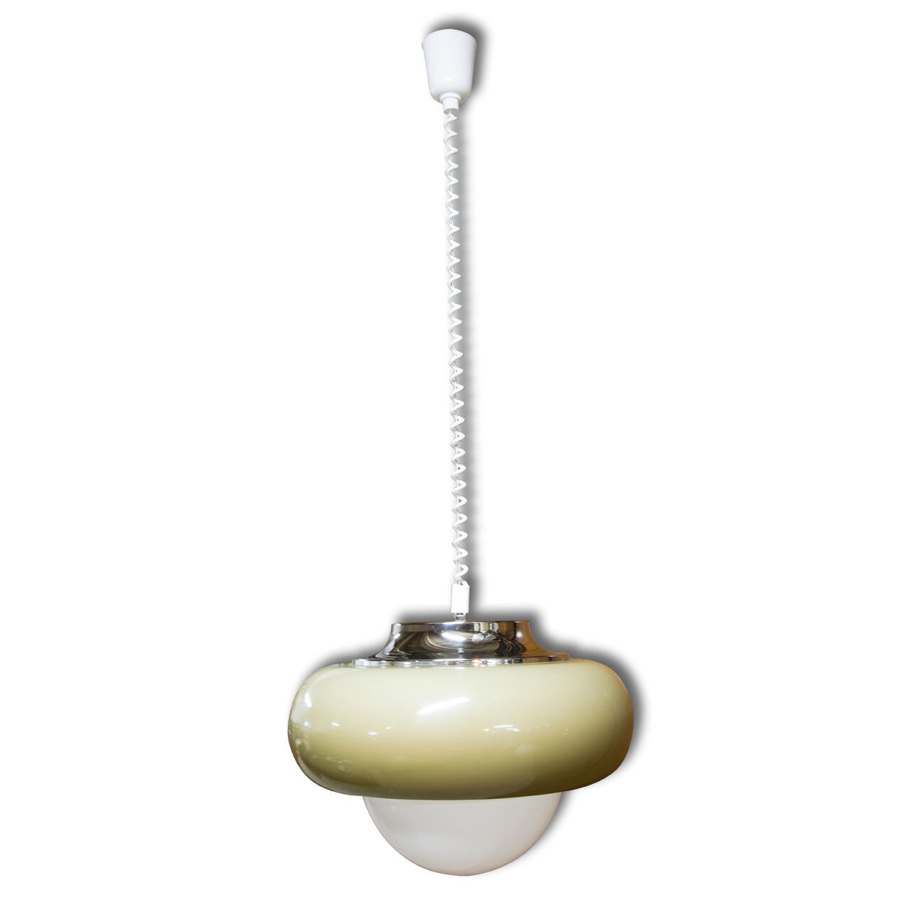 Suspension Harvey Guzzini space age 1970 Italy