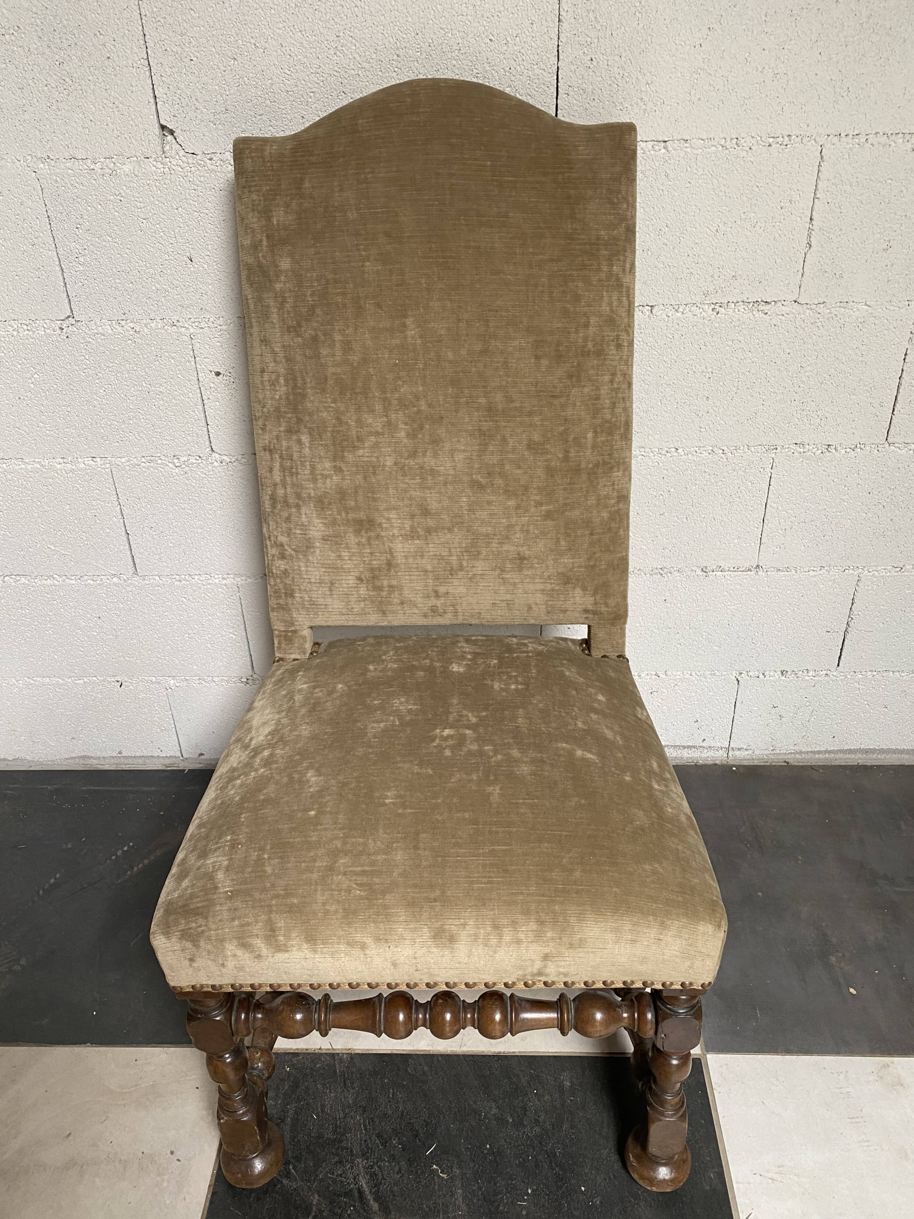 Louis XIV velvet chair