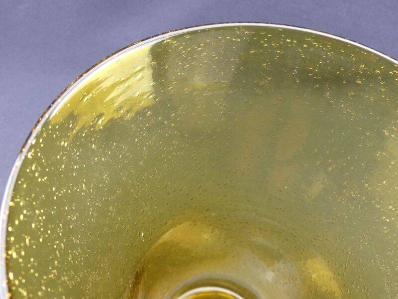 Grand vase en verre bullé