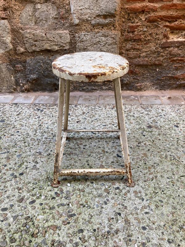 Tabouret industriel métallique