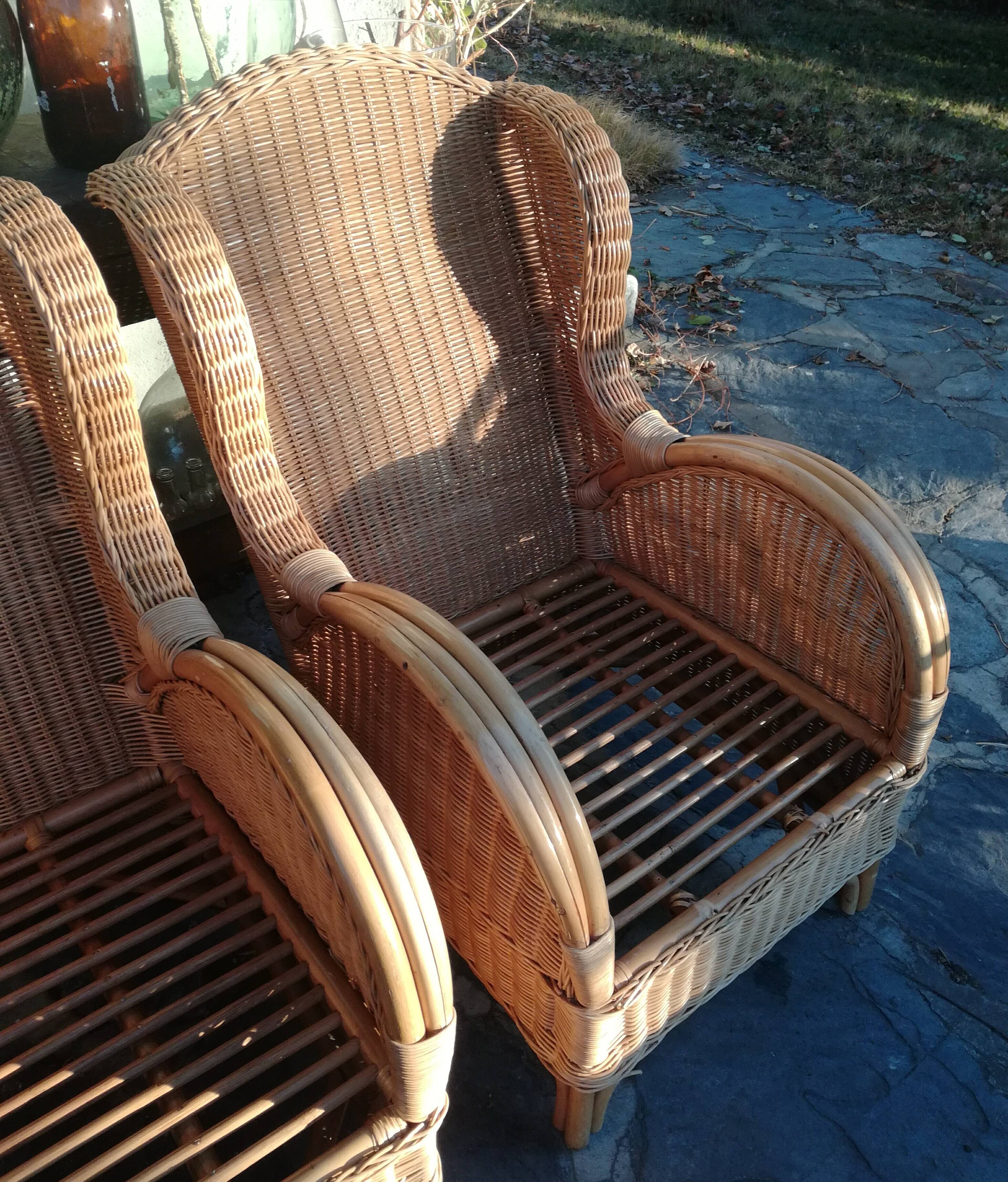 Paire de fauteuils en rotin