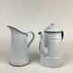 Coffee maker and enamelled sheet metal broc