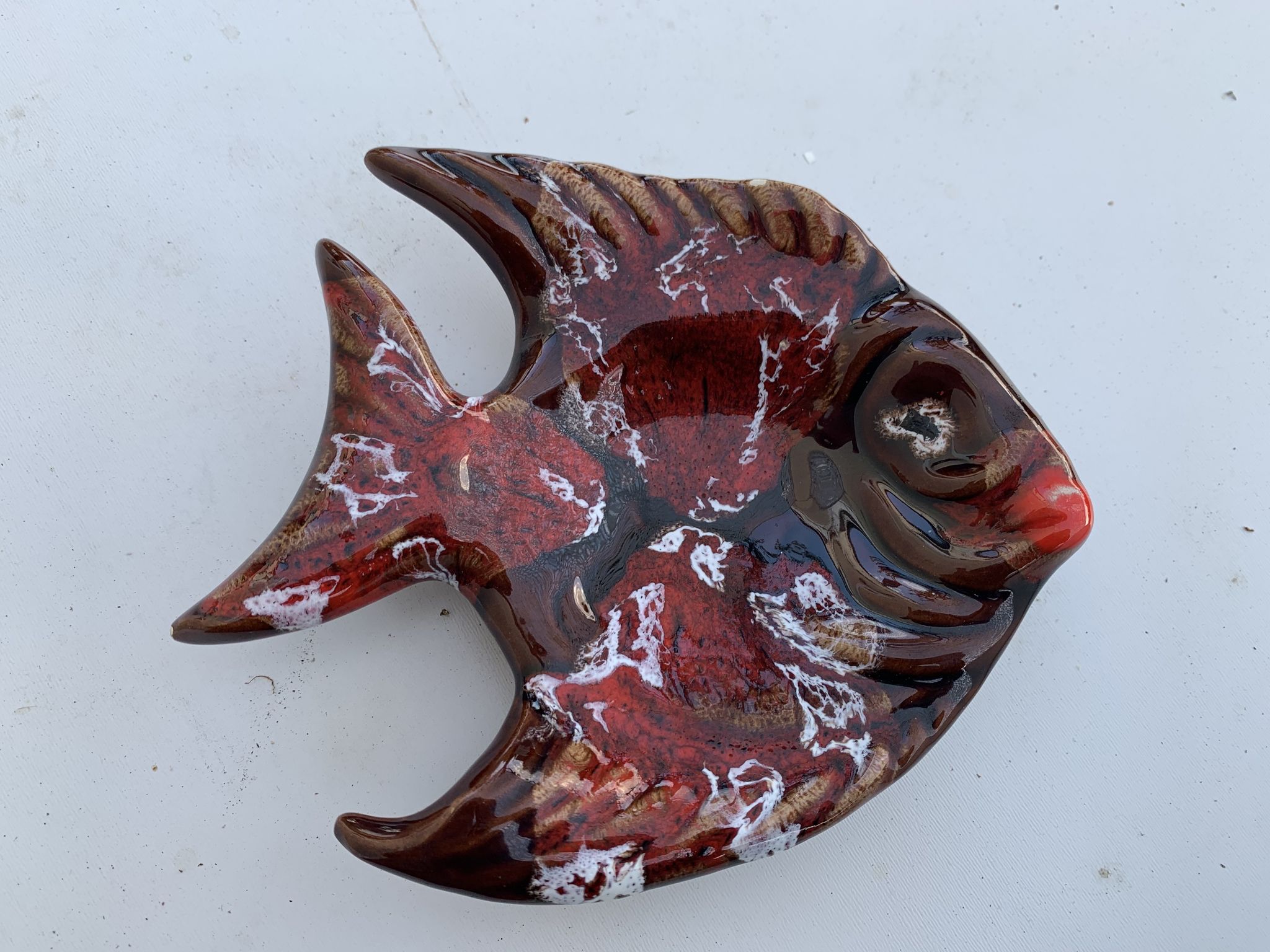 Dish fish shape glazed ceramic vintage slurry