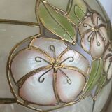 Mother-of-pearl pendant light