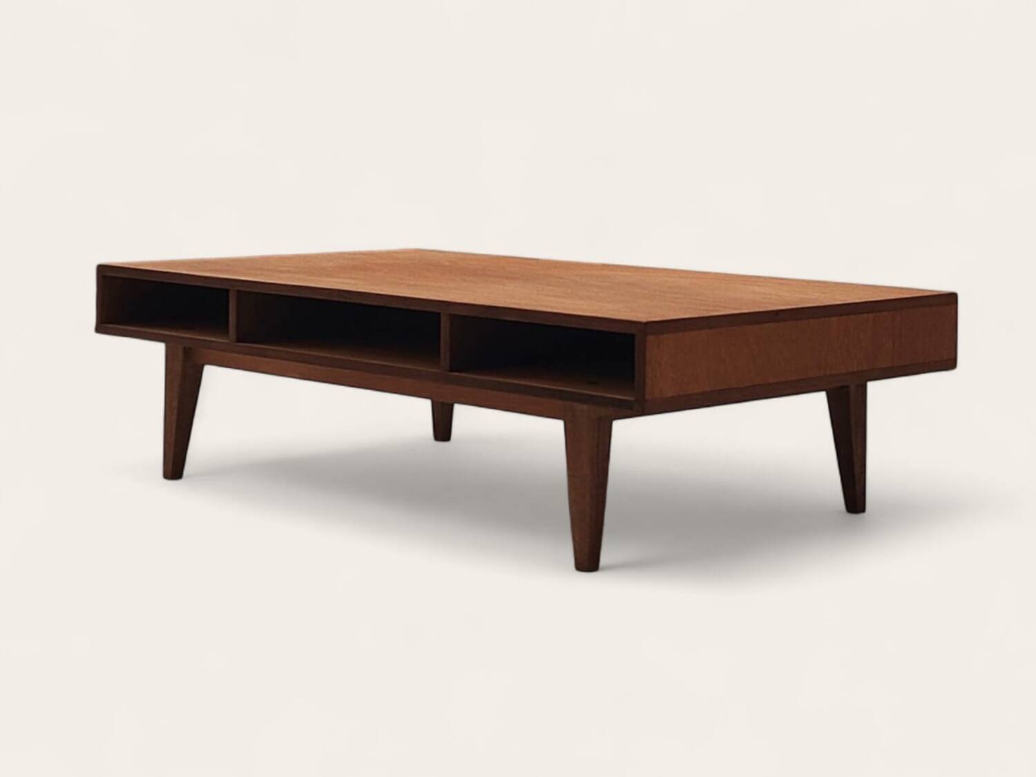 Jonas coffee table