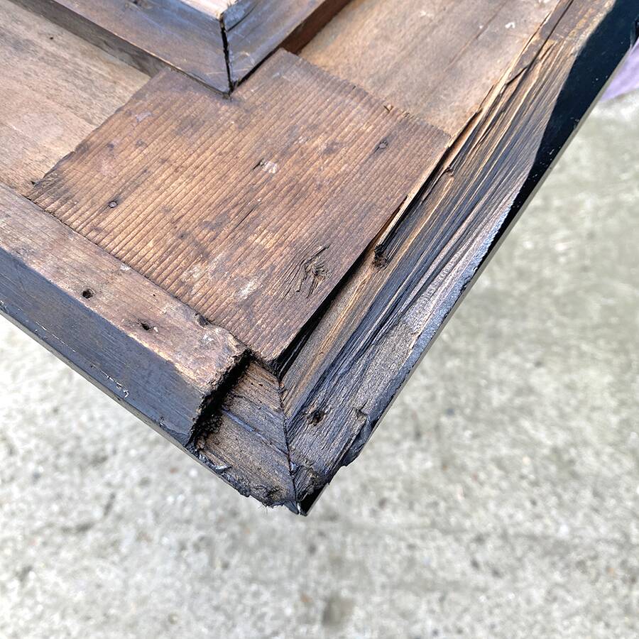 Black Louis XVI style mirror