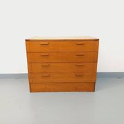 Vintage pine chest of drawers from the 1970s.