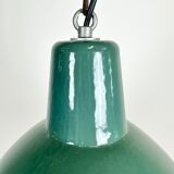 Lampe industrielle d’usine en émail vert années 1960