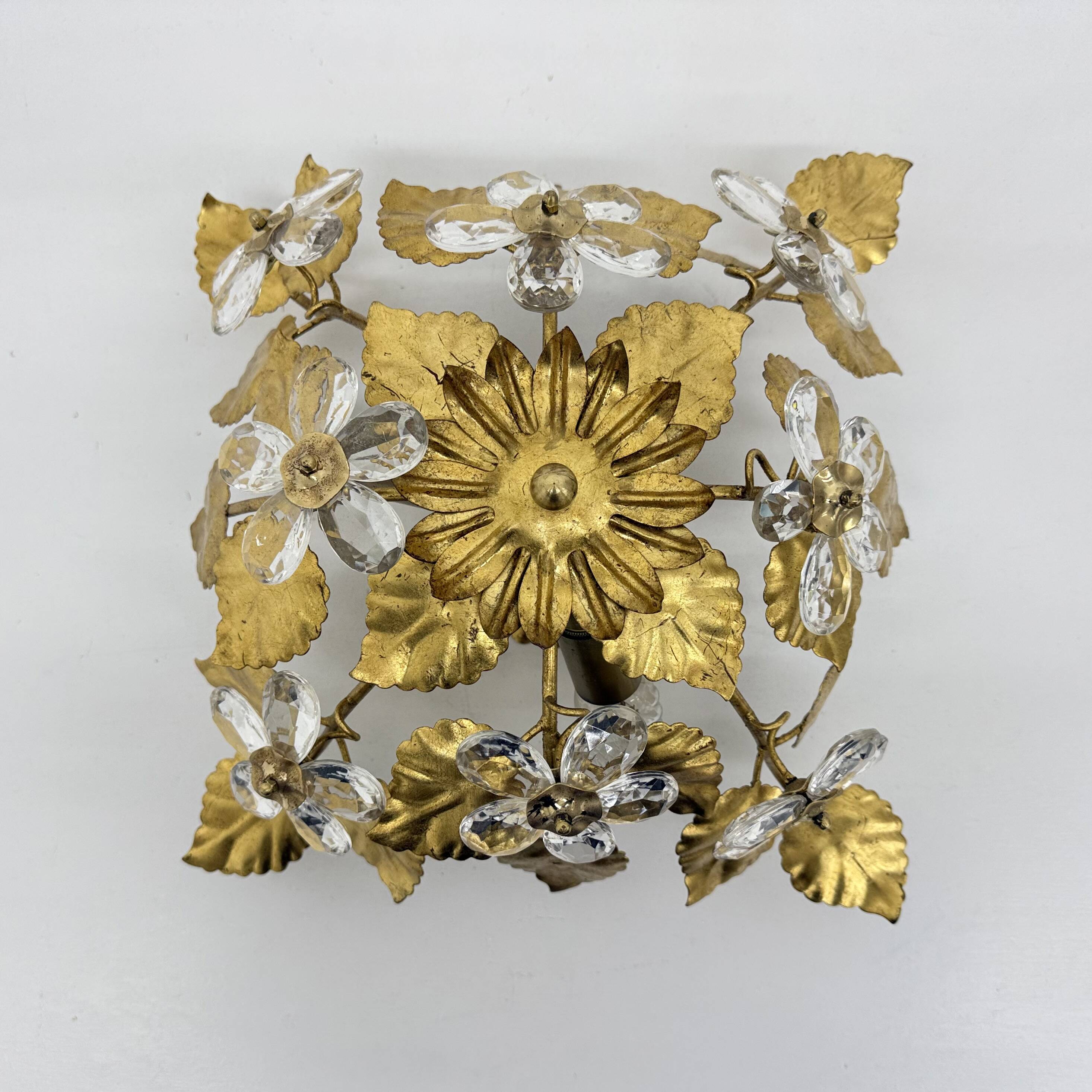 Mid-century design banci style ceiling lamp crystal flower , 1970sMid-centu