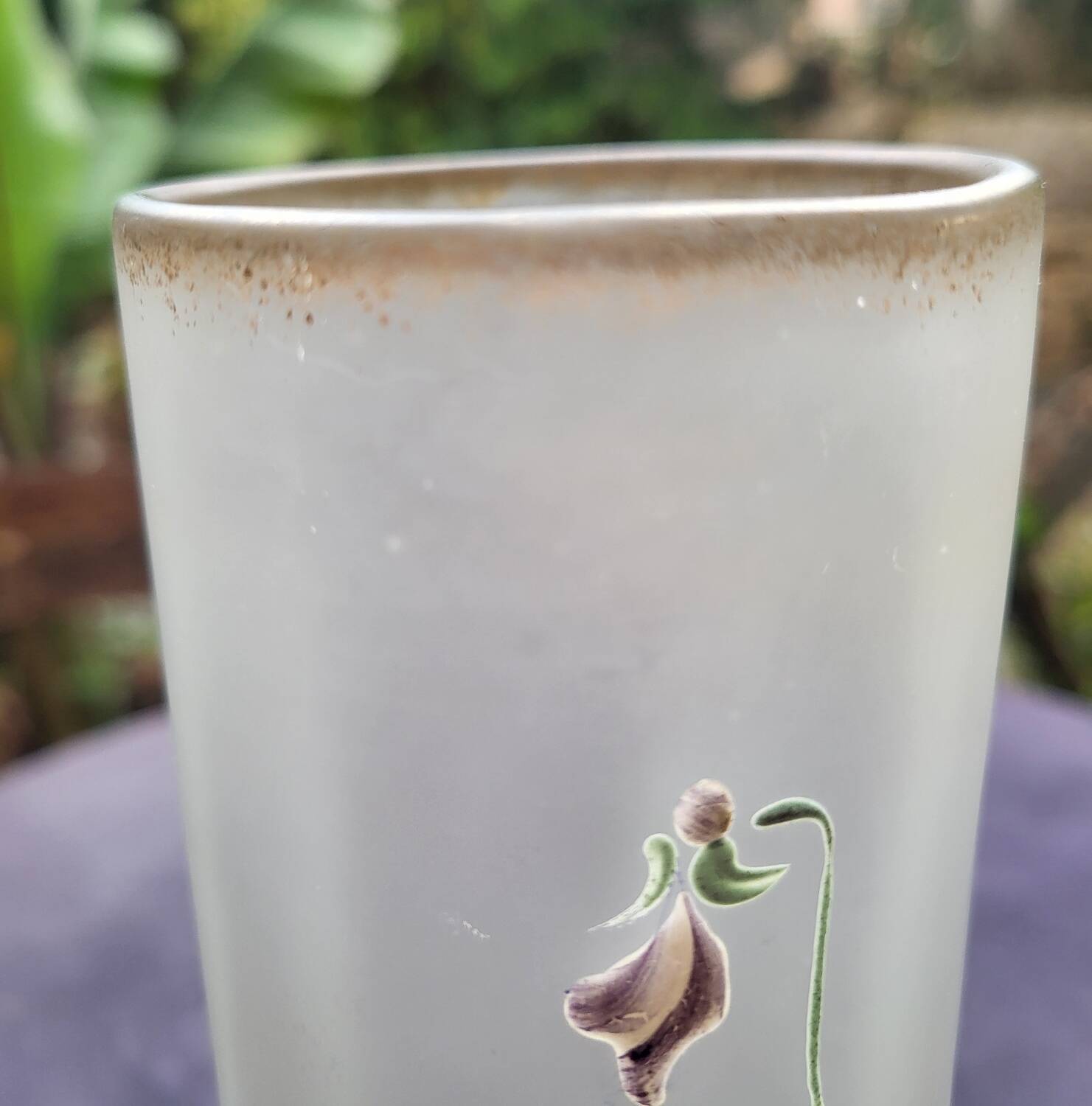 Legras vase, table bouquetier model "violet"