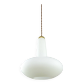 Lampe à suspension italienne en opaline et laiton du milieu du siècle