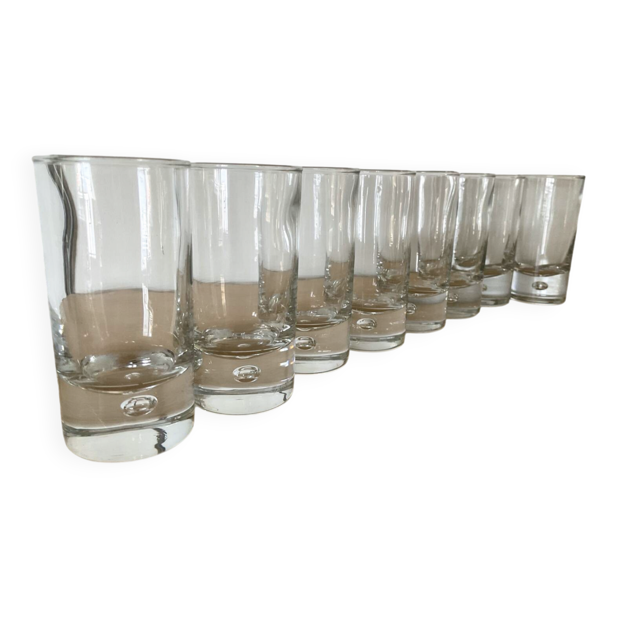 Set of 8 vintage glasses with bubble base