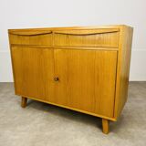 Commode vintage en bois blond style scandinave par Victoria Möbel Suisse