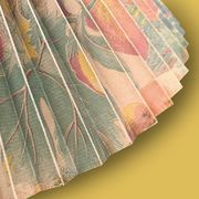 Suspension vintage plissée à motifs floraux – années 70