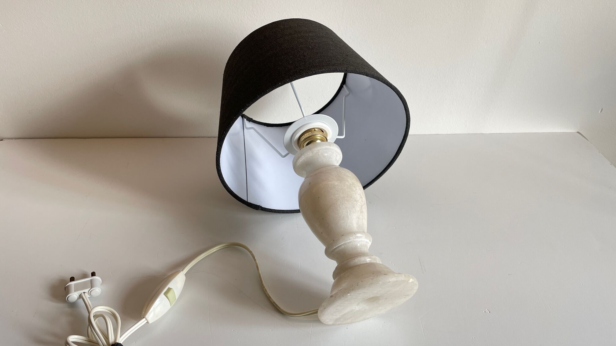 Lampe pieds en pierre d’albatre vintage