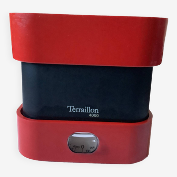 Red Teraillon scale