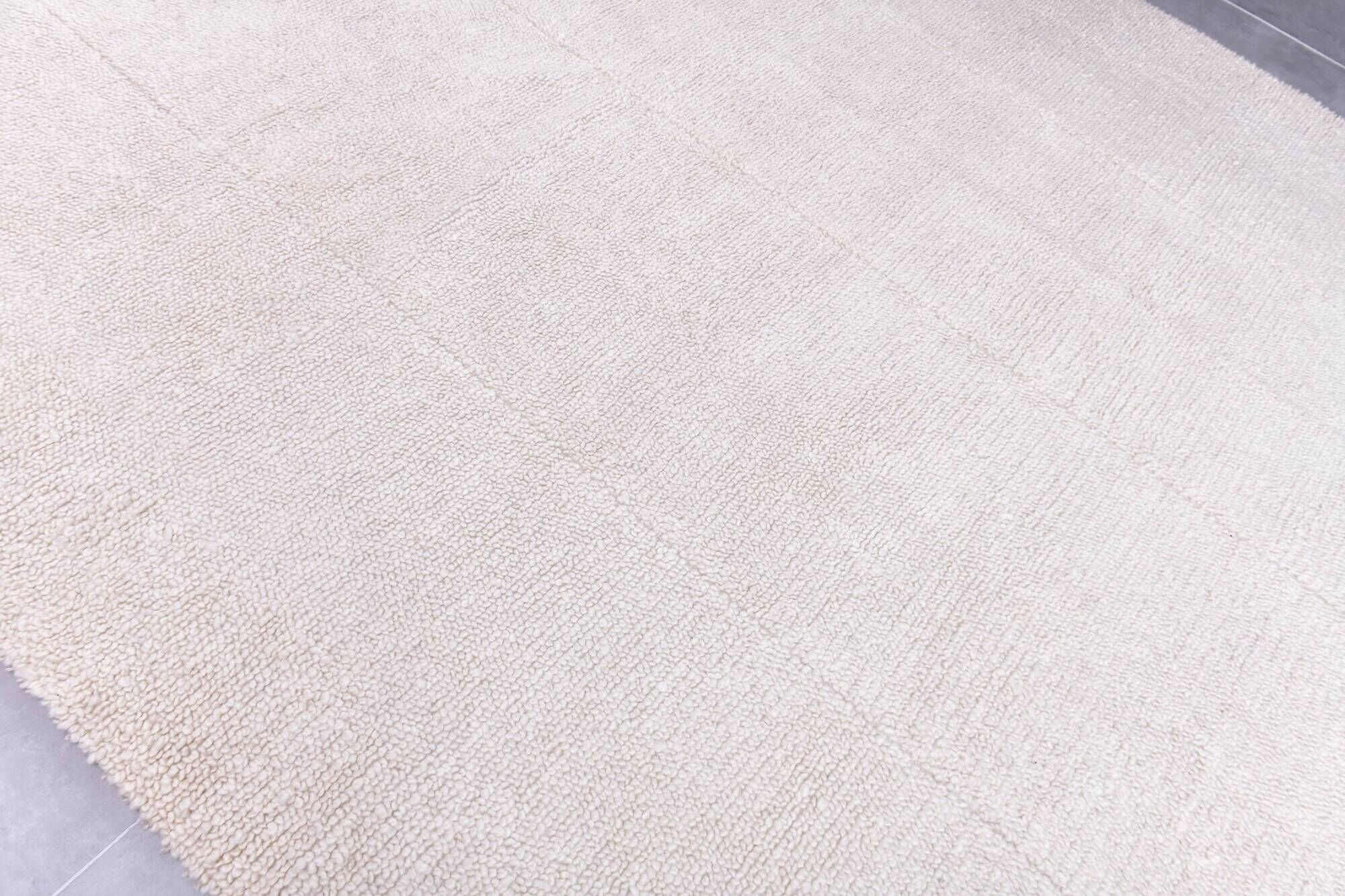 9x10 Handmade Wool White Moroccan Rug, 266x296Cm
