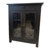 Parisian buffet revisited in black