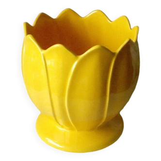 Cache pot en faience forme nenuphar