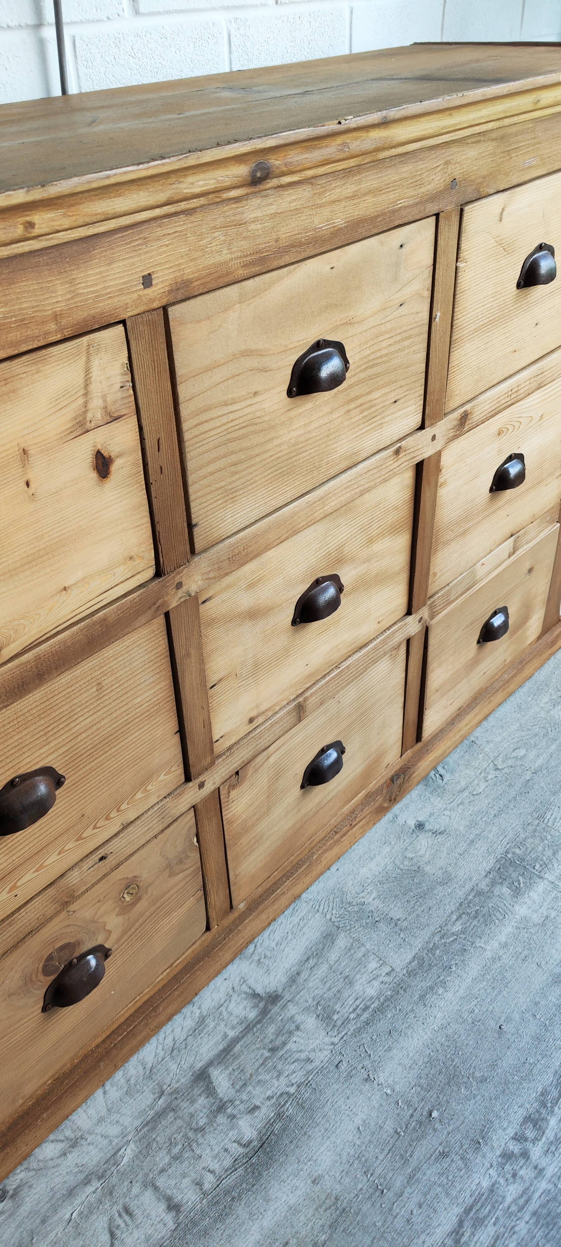 Trades furniture 9 drawer pine handles shells