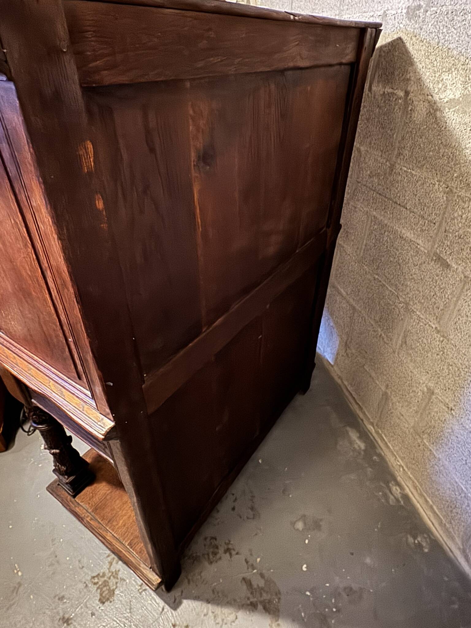 Antique buffet richly carved – Renaissance / Henry II style