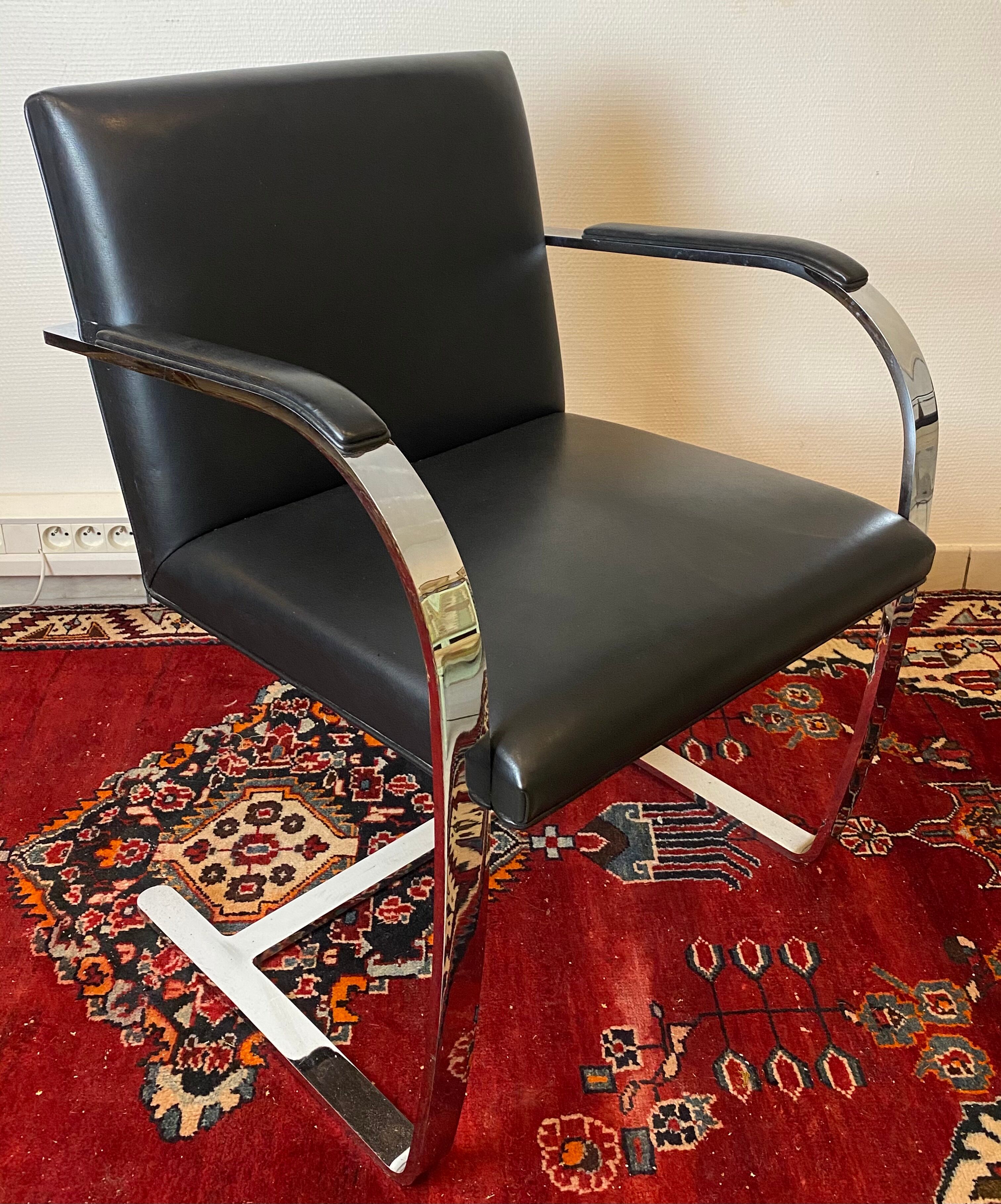 Paire de fauteuils Brno de Mies Van Der Rohe pour Knoll
