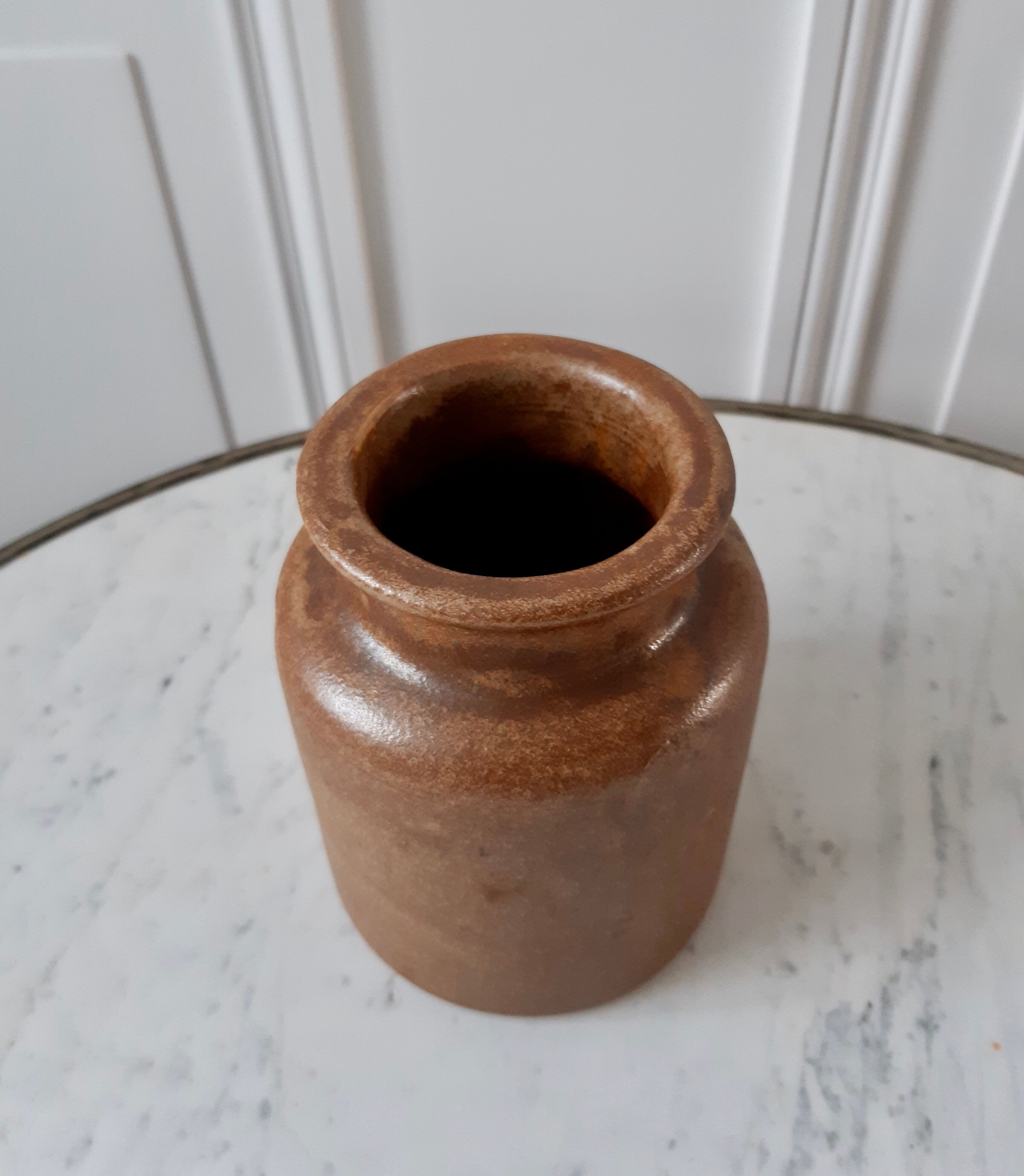 Vintage sandstone pot