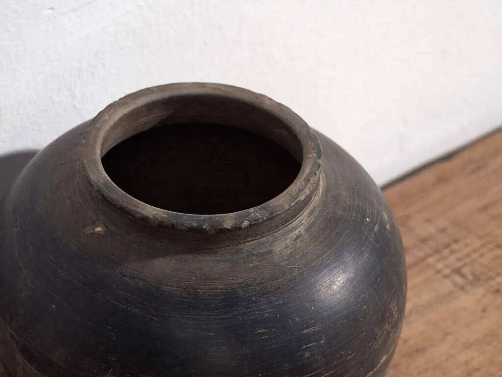 Vase ancien aux tons foncés (c.1900) #11