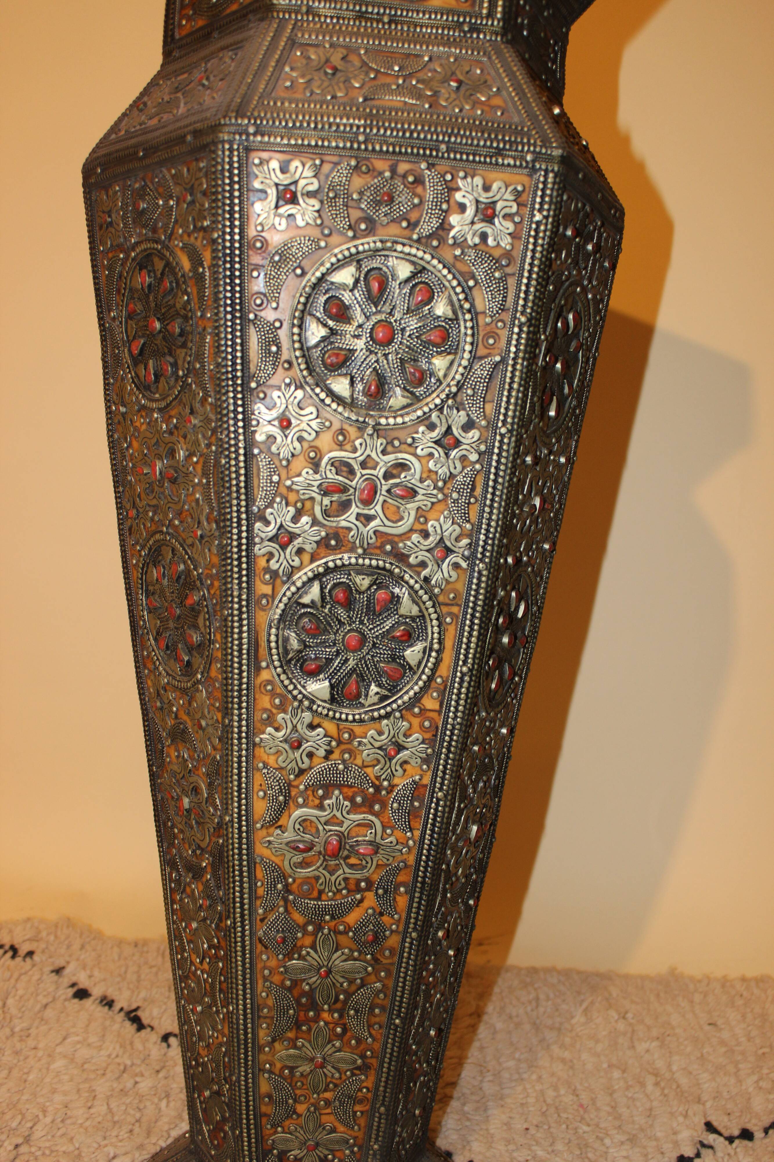 Wooden vase