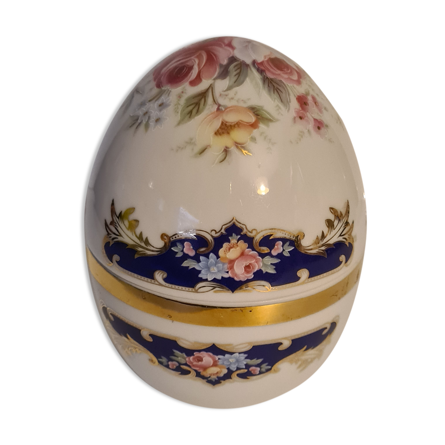Boîte ovoïde porcelaine du Portugal décor floral