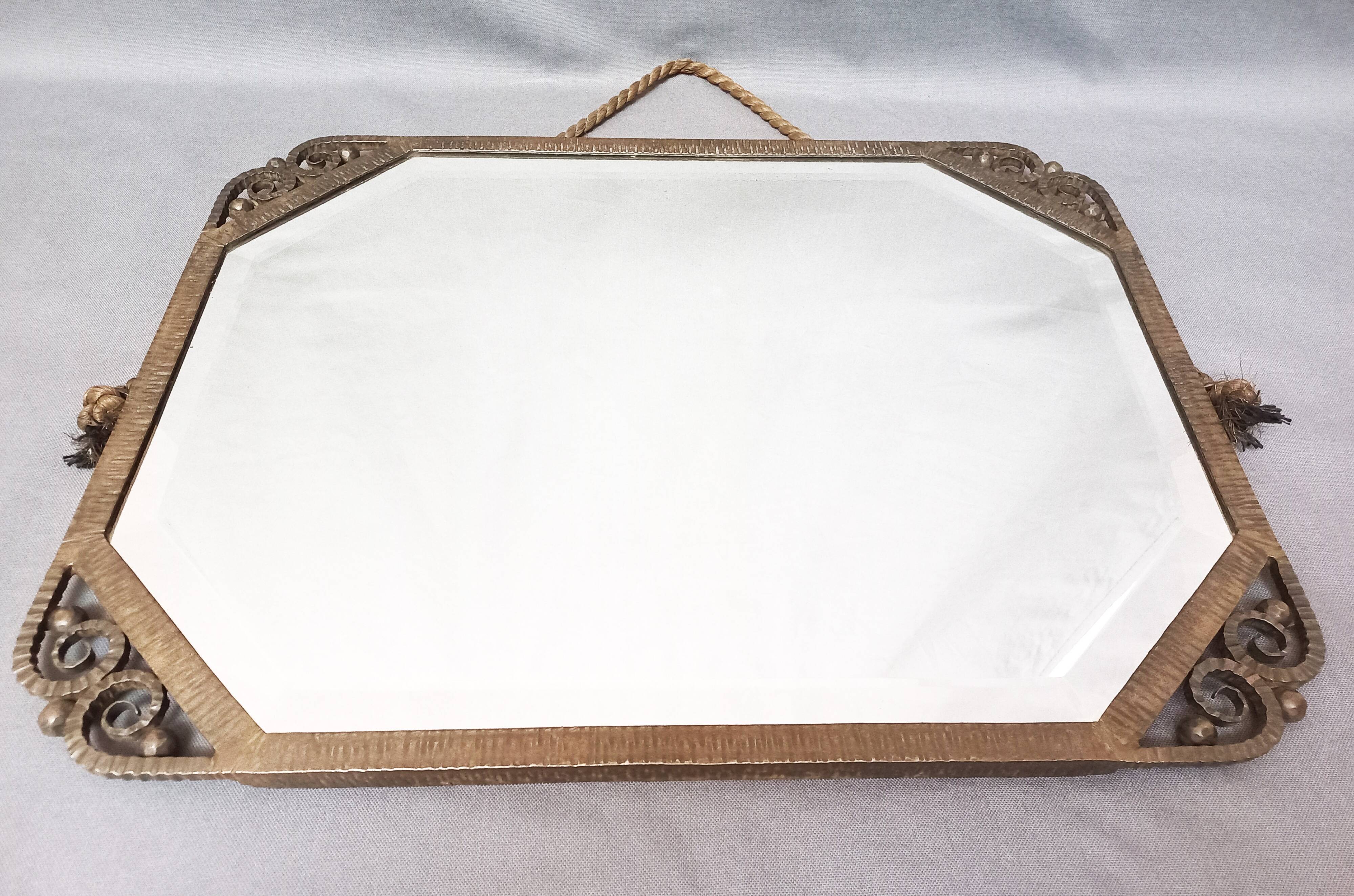 Art Deco mirror 1930 in beaten iron