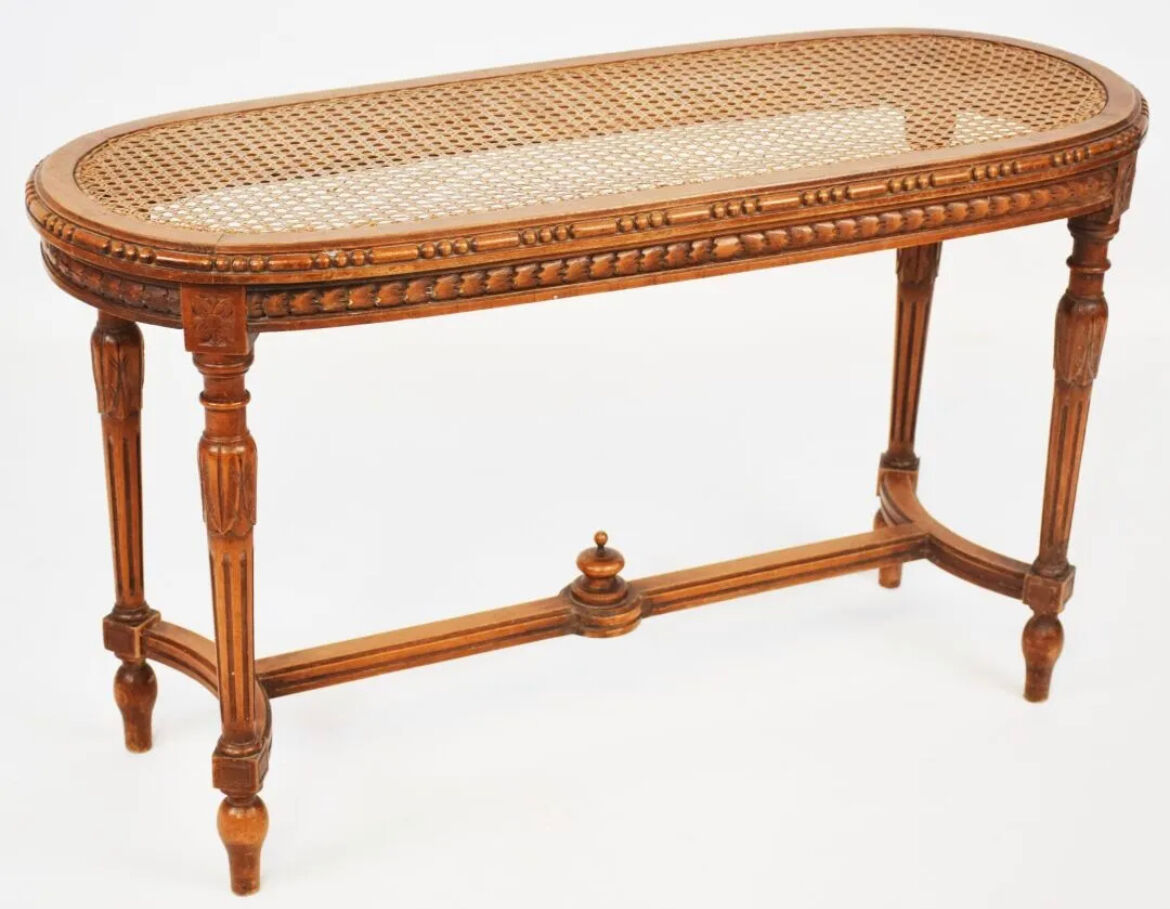 Louis XVI piano bench in canning