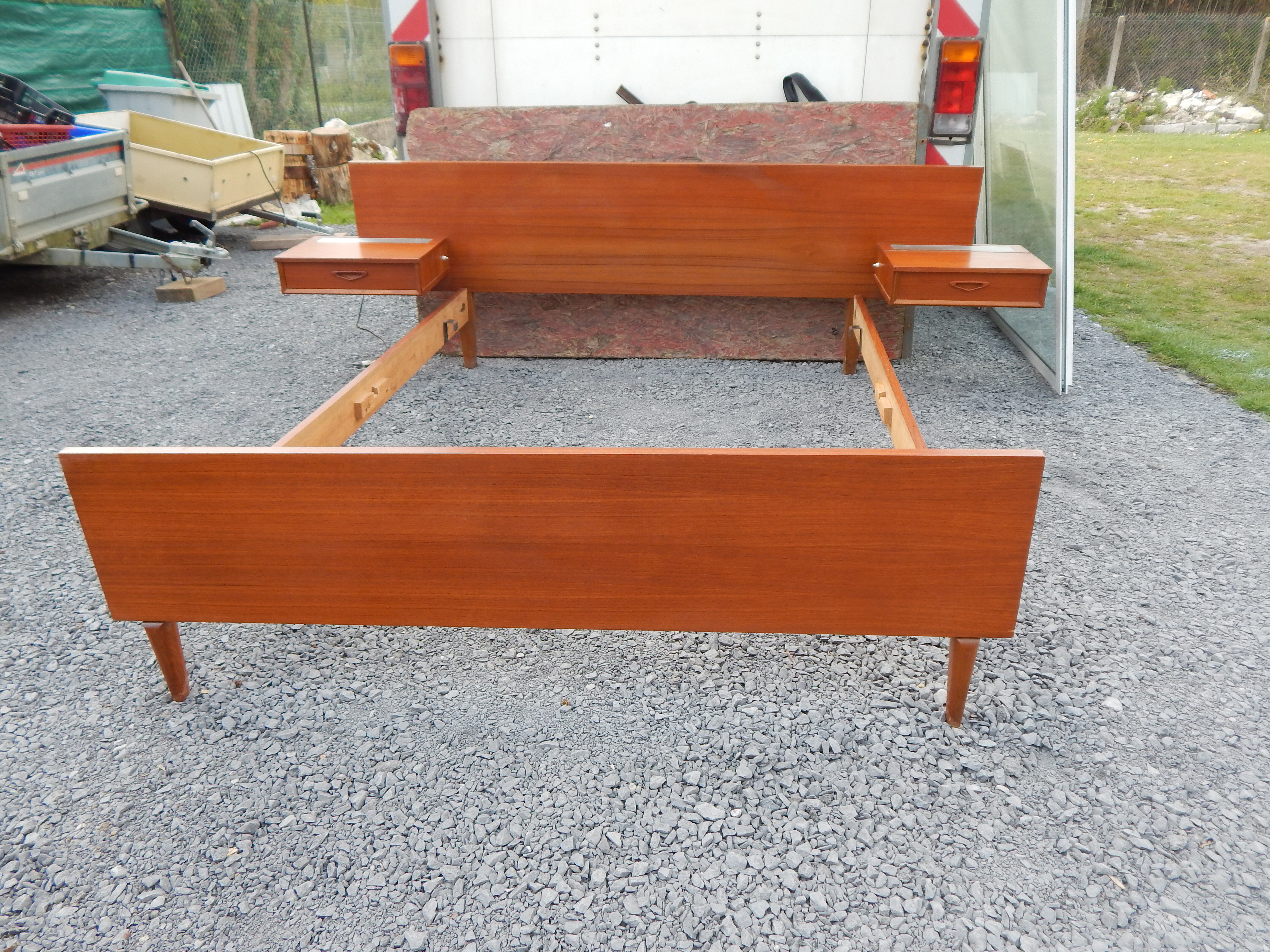 Vintage hanging bedside head year 50/60