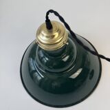 Ancienne suspension industrielle emaillee verte 34 cm