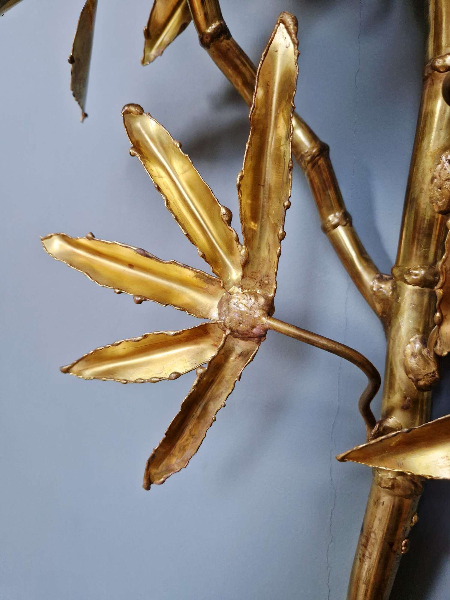 Large pair of brass wall sconces, Maison Jansen, 1960-70.